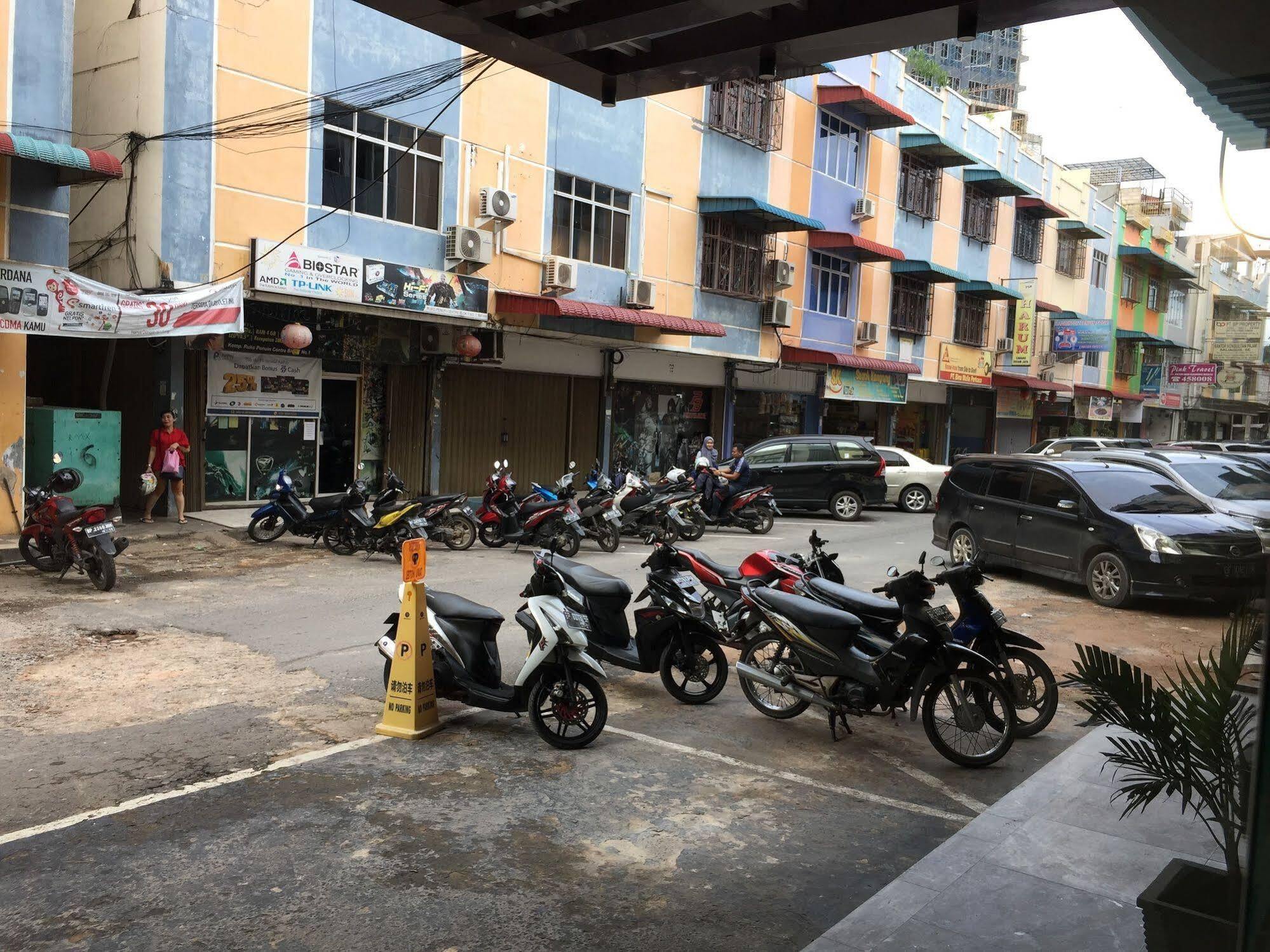 Eatern Hotel Batam Экстерьер фото